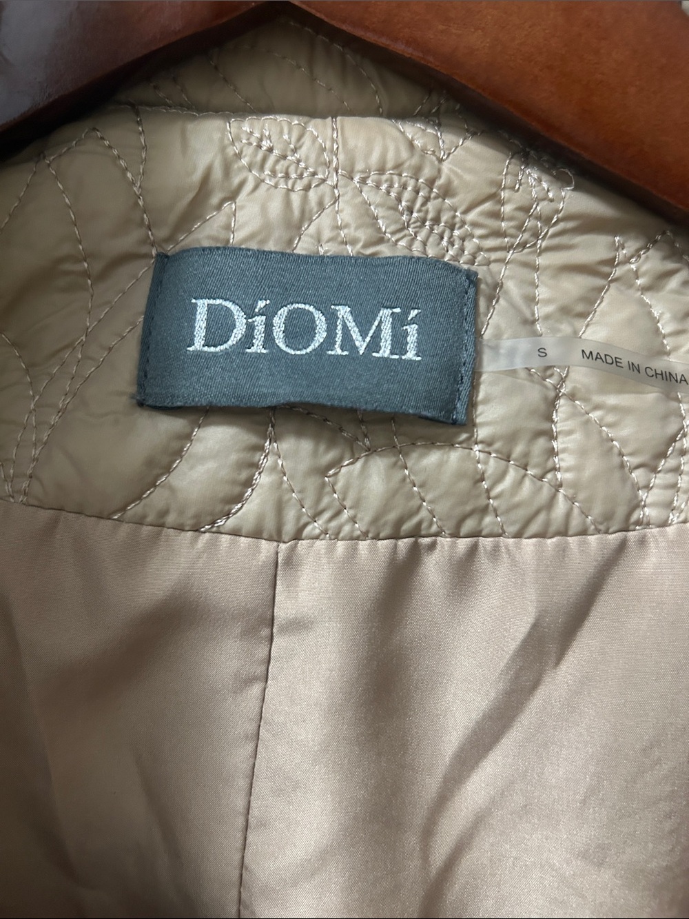 DíOMí Quilted Long Trench Coat in Tan - Picture 3 of 6